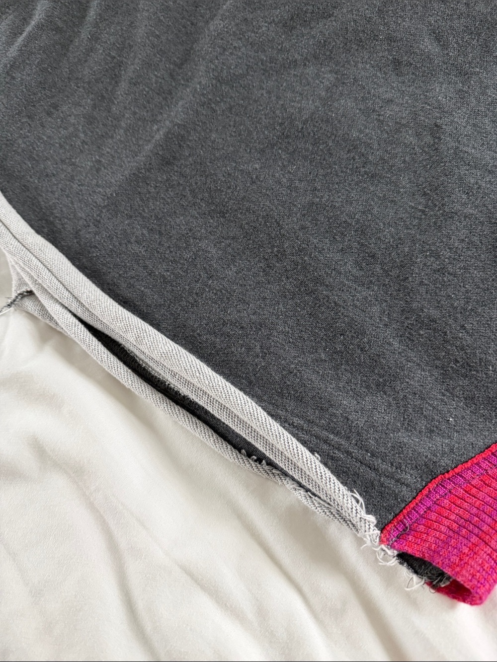 Natural Life Knit Trim Sweatshirt Size L / XL Women’s Grey - Picture 10 of 10